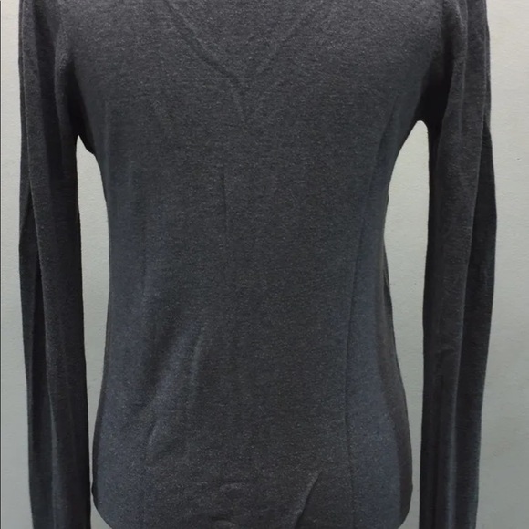 Zara Women Sweater V-Neck Long Sleeve M Gray Pearl Buttons - Picture 11 of 11